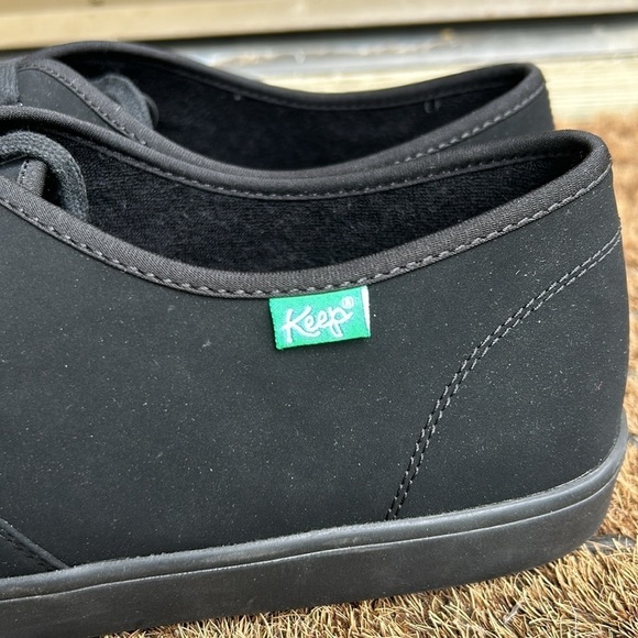 NWOT Keep Vegan Sneakers The Home Black Slip Resistant Faux Suede Sz 14 - Picture 2 of 7